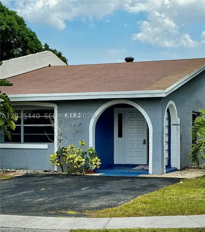 6182 SW 4th Street Margate FL 33068