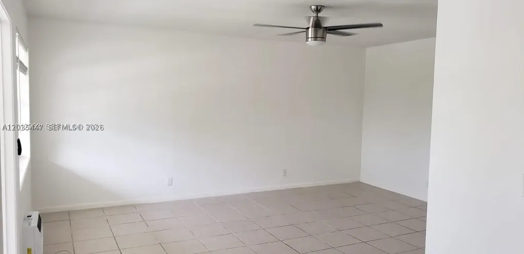 320 Fanshaw H Boca Raton FL 33434