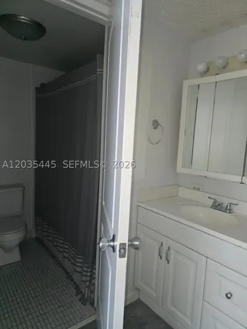 16909 N Bay Road Sunny Isles Beach FL 33160