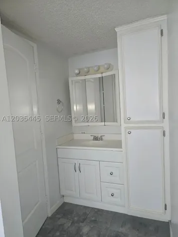 16909 N Bay Road Sunny Isles Beach FL 33160