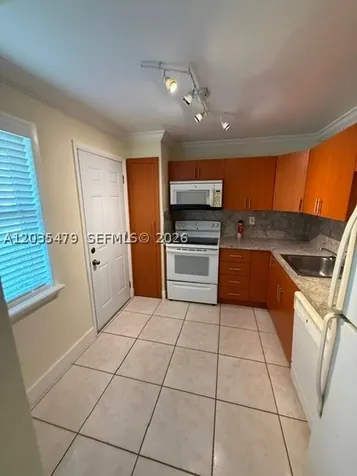 1501 NE 191st Street Miami FL 33179