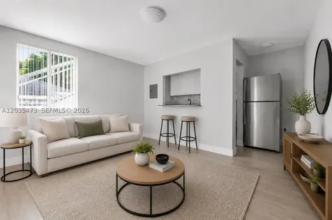 6647 SW 59th Place South Miami FL 33143