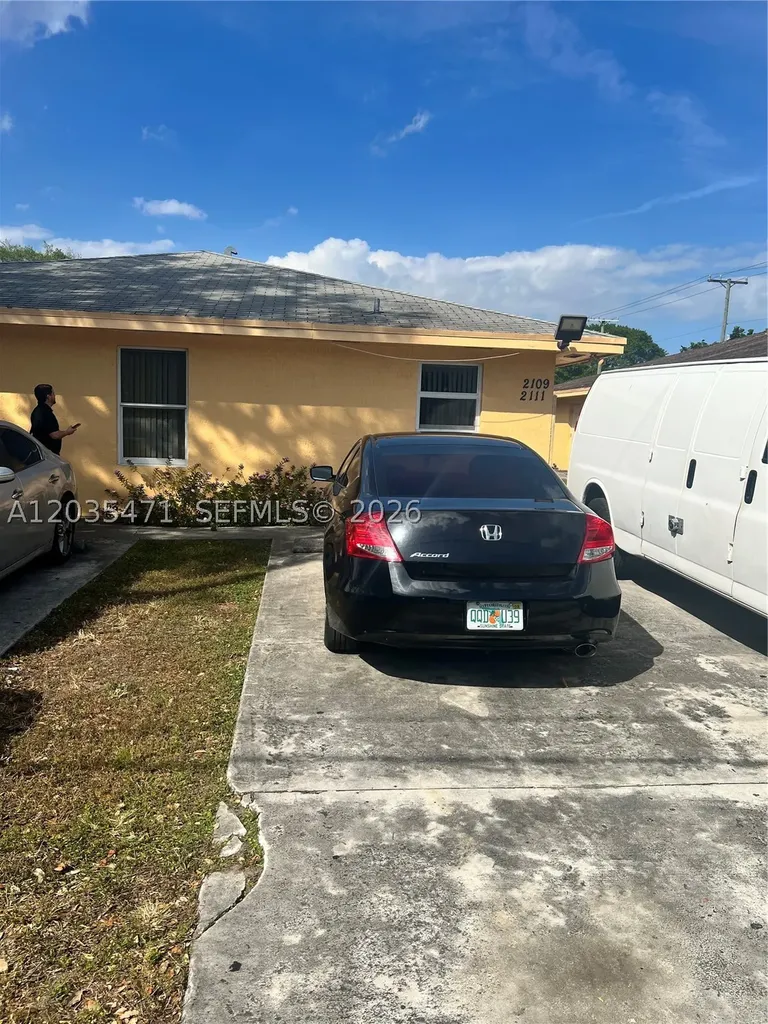 2111 NW 100th Street Miami FL 33147