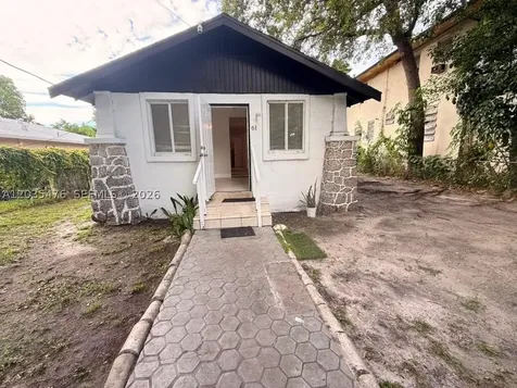 61 NE 59th Terrace Miami FL 33137