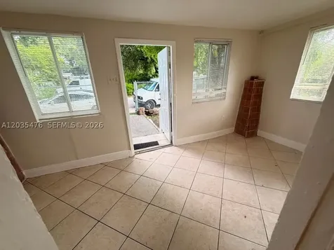 61 NE 59th Terrace Miami FL 33137