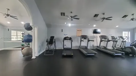 8160 Geneva Court Doral FL 33166