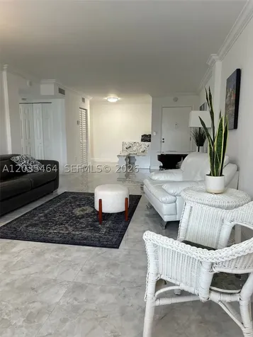 245 18th Street Miami Beach FL 33139