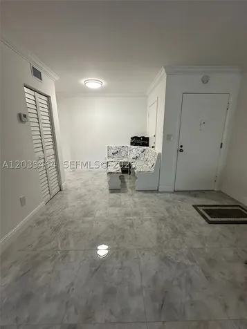 245 18th Street Miami Beach FL 33139