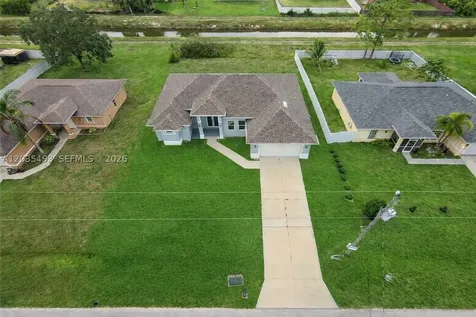 1043 Albert Avenue Lehigh Acres FL 33971
