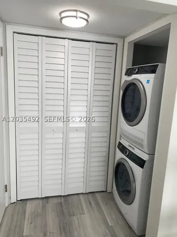 1601 Bay Road Miami Beach FL 33139
