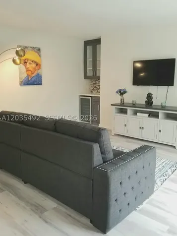 1601 Bay Road Miami Beach FL 33139