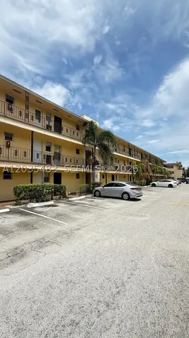20200 NE 27th Court Aventura FL 33180