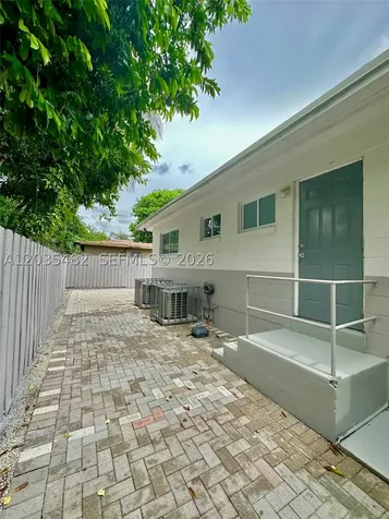 5510 NW Miami Place Miami FL 33127