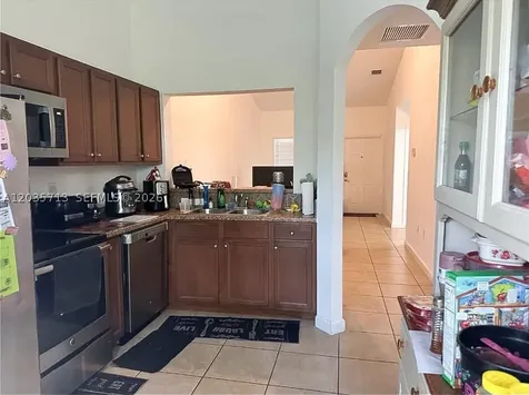 22421 SW 88th Place Cutler Bay FL 33190