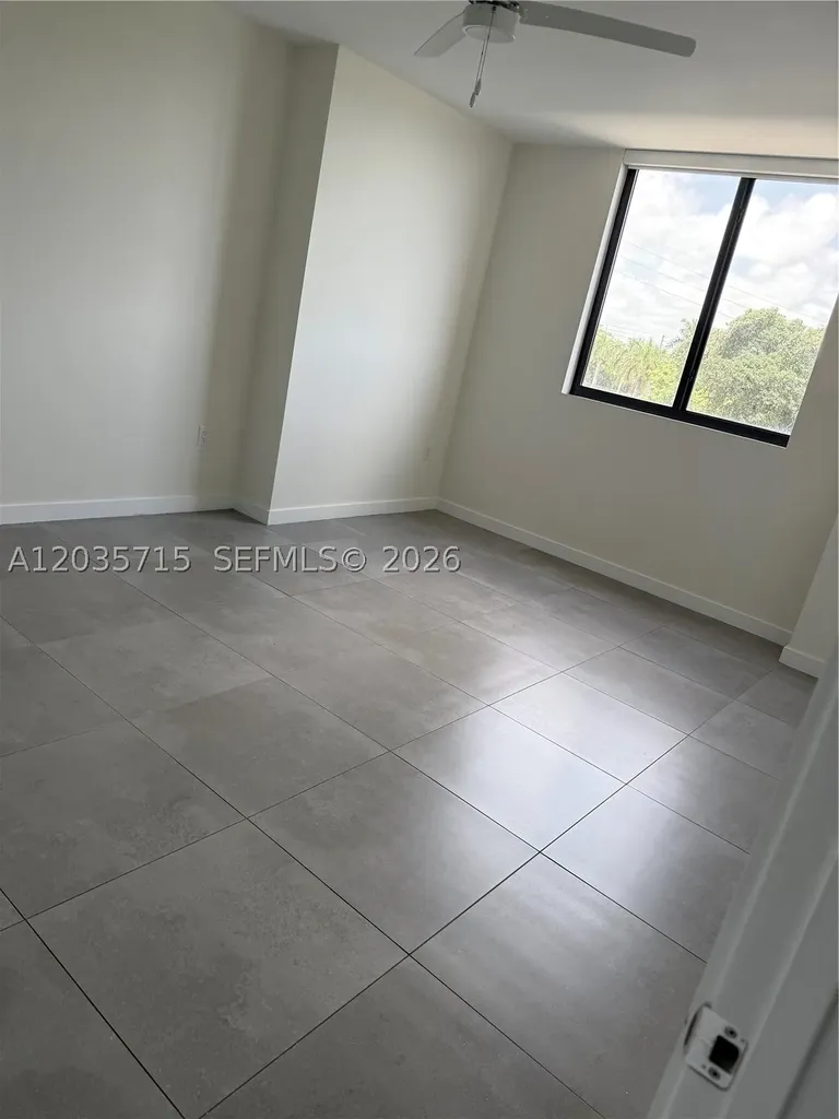 16395 Biscayne Boulevard North Miami Beach FL 33160