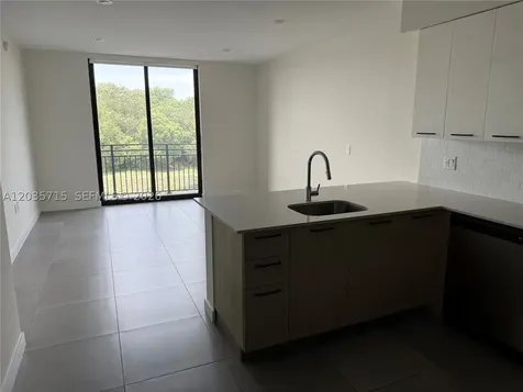 16395 Biscayne Boulevard North Miami Beach FL 33160