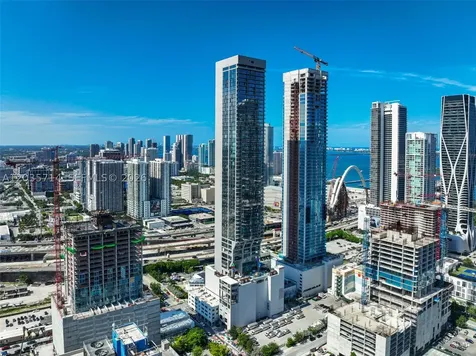 20 NE 11th Street Miami FL 33132