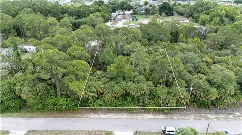 512 Michael Avenue Lehigh Acres FL 33936