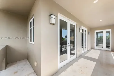 3540 Main Highway Miami FL 33133