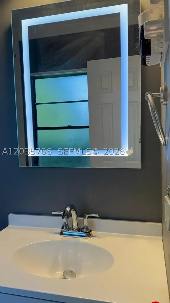 9764 Saddlebrook Drive Boca Raton FL 33496