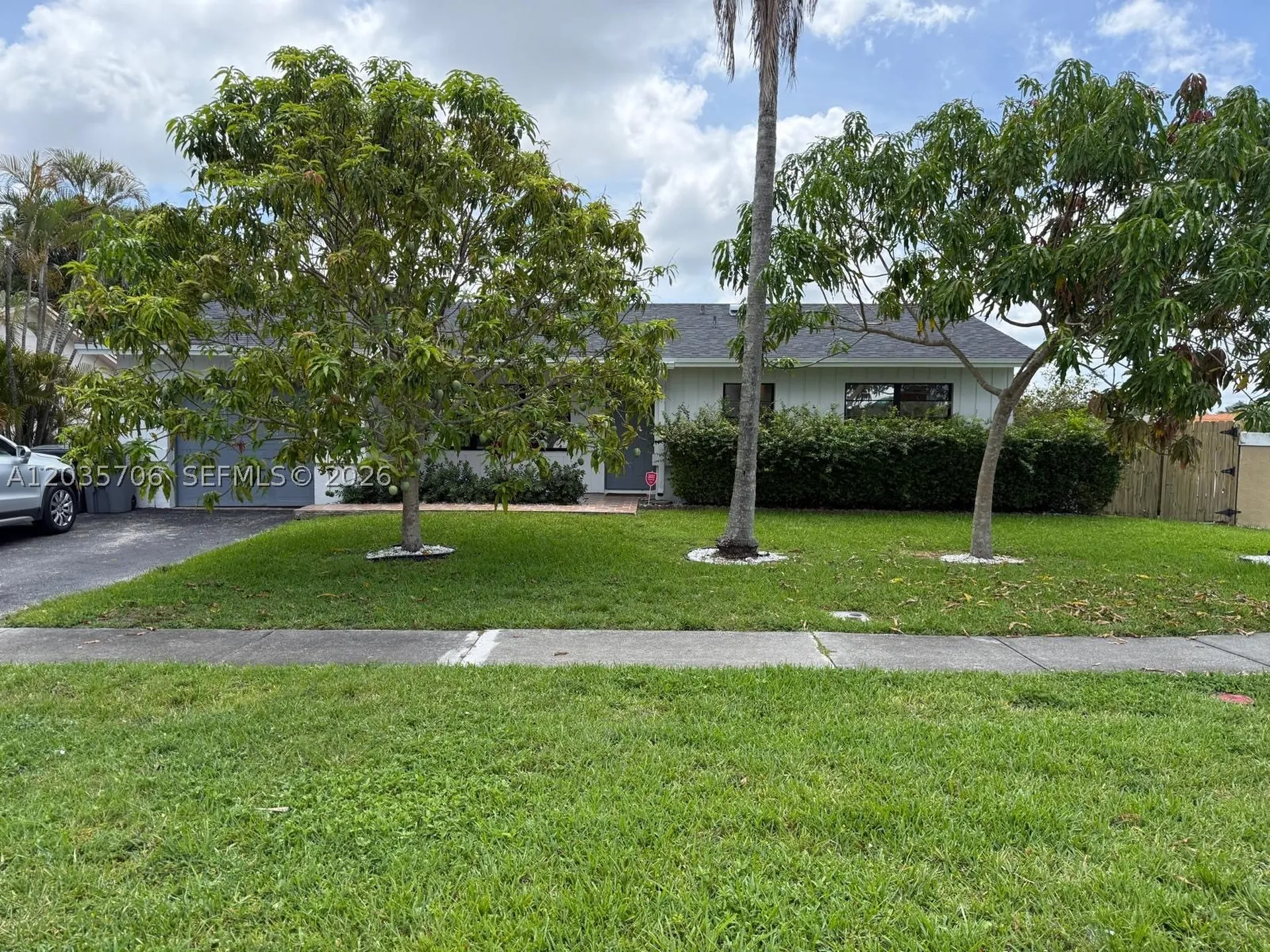 9764 Saddlebrook Drive Boca Raton FL 33496