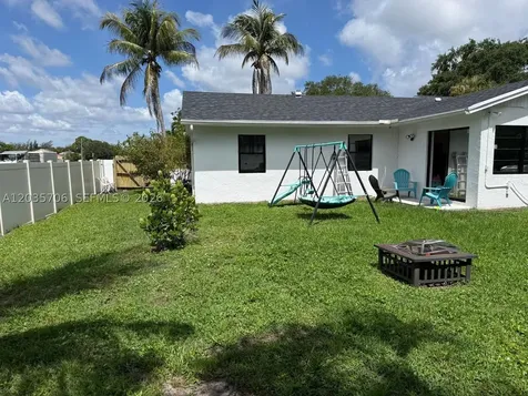9764 Saddlebrook Drive Boca Raton FL 33496