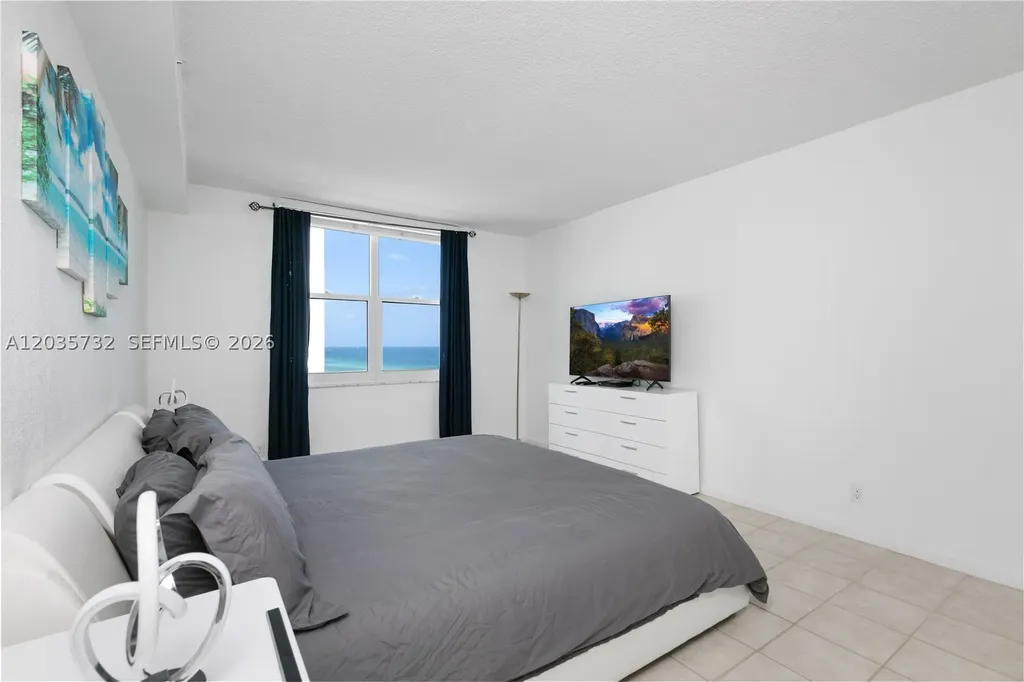 2501 S Ocean Drive Hollywood FL 33019