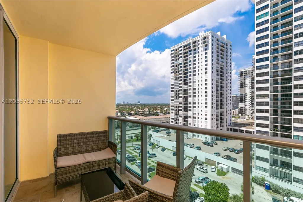 2501 S Ocean Drive Hollywood FL 33019