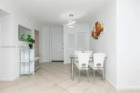 2501 S Ocean Drive Hollywood FL 33019