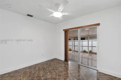 11432 NW 87th Place Hialeah Gardens FL 33018