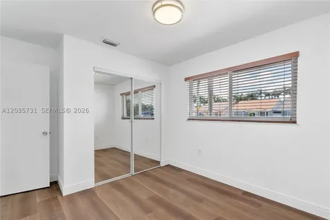 11432 NW 87th Place Hialeah Gardens FL 33018