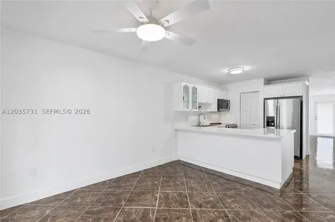 11432 NW 87th Place Hialeah Gardens FL 33018