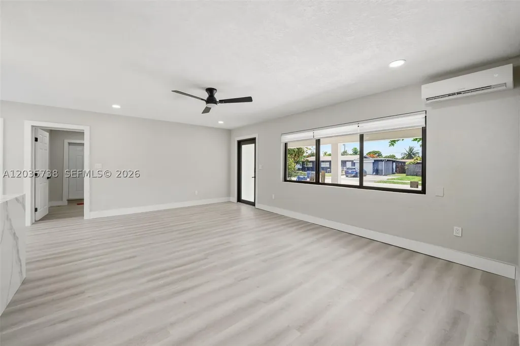 1944 NE 2nd Avenue Pompano Beach FL 33060
