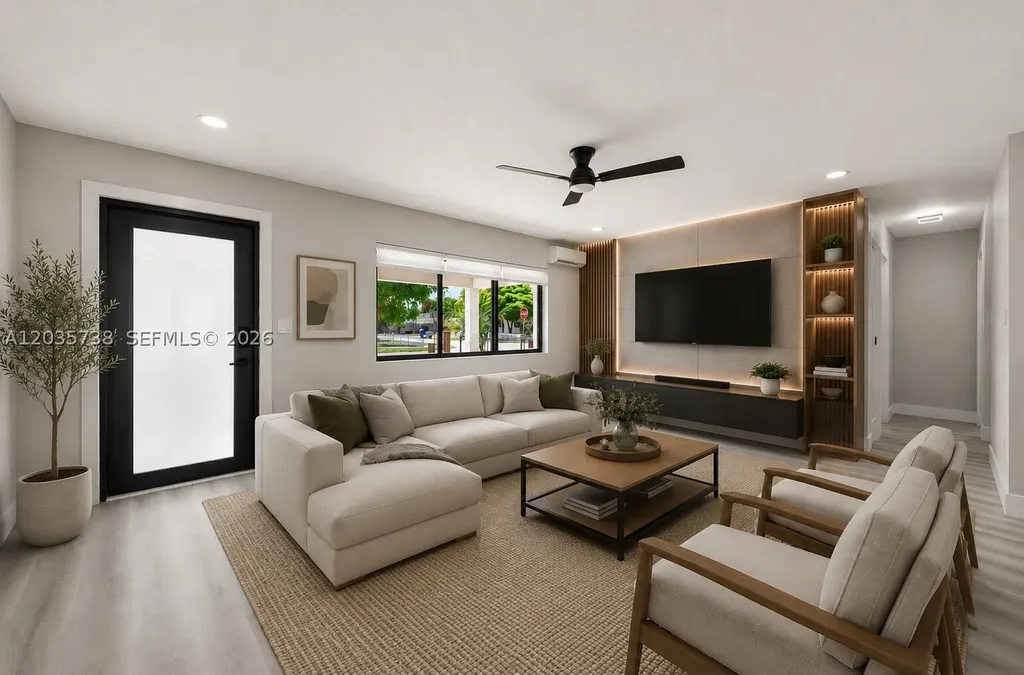 1944 NE 2nd Avenue Pompano Beach FL 33060