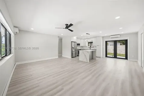 1944 NE 2nd Avenue Pompano Beach FL 33060
