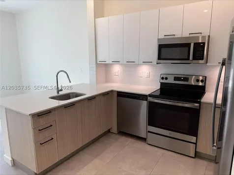 16395 Biscayne Boulevard North Miami Beach FL 33160
