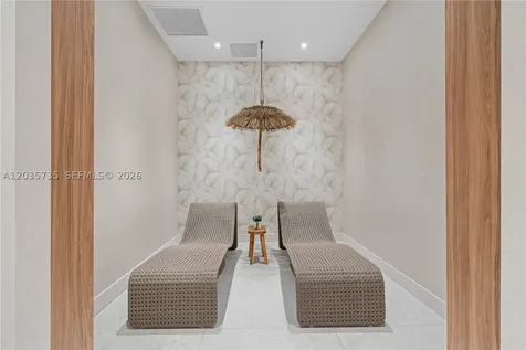 16395 Biscayne Boulevard North Miami Beach FL 33160