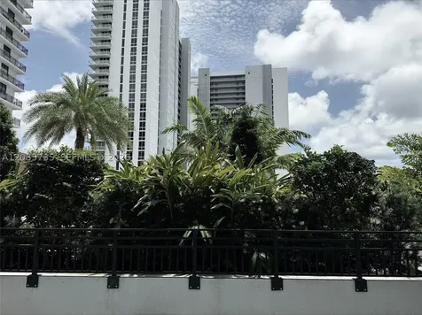 16395 Biscayne Boulevard North Miami Beach FL 33160