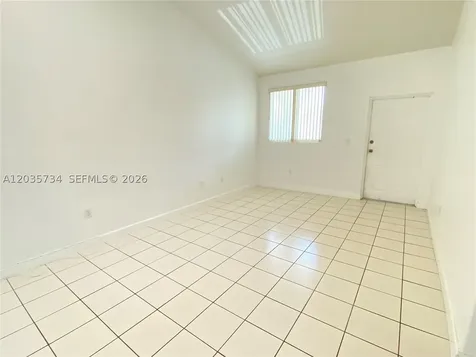 1658 SE 28th Court Homestead FL 33035