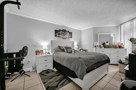 8255 SW 152nd Avenue Miami FL 33193