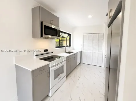 401 S Shore Drive Miami Beach FL 33141