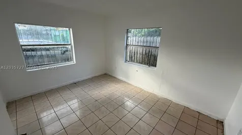 6345 N Miami Avenue Miami FL 33150