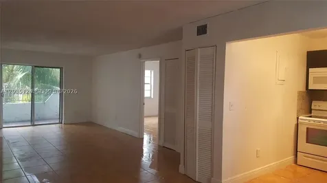 1610 Lenox Avenue Miami Beach FL 33139