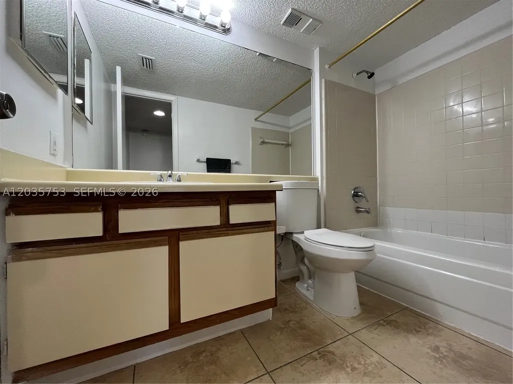 4321 W Mcnab Road Pompano Beach FL 33069