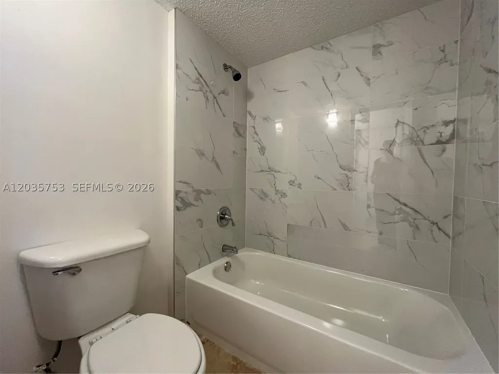 4321 W Mcnab Road Pompano Beach FL 33069