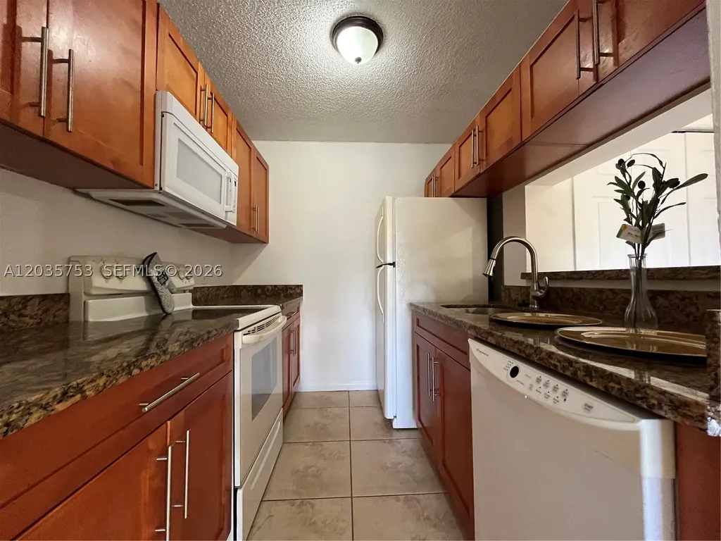 4321 W Mcnab Road Pompano Beach FL 33069