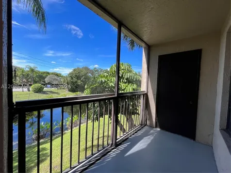 4321 W Mcnab Road Pompano Beach FL 33069