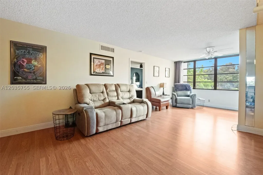 5598 Witney Drive Delray Beach FL 33484