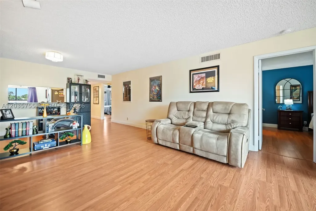 5598 Witney Drive Delray Beach FL 33484