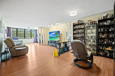 5598 Witney Drive Delray Beach FL 33484